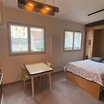 Quartier Salins 5mn Gare Routiere Apartment *
