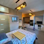 Charmant Studio Quartier Salins 5Mn Gare Routiere